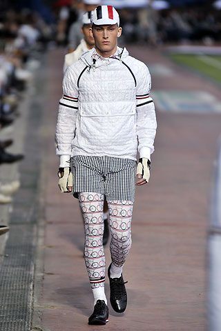 Moncler Gamme Bleu / - 2011